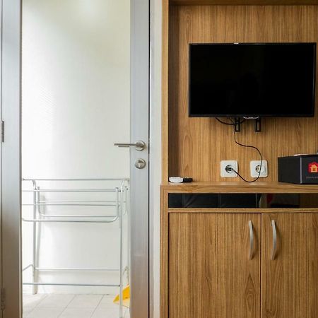 Spacious 1Br With Sofa Bed At The Jarrdin Cihampelas Apartment By Travelio Bandung Exterior photo